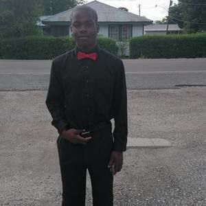 Meet your Posher, Leslie